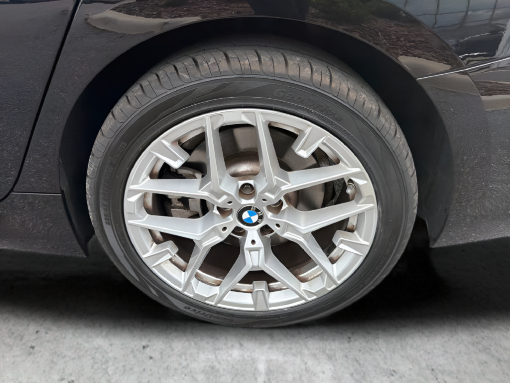 Used 2025 BMW 330i Sedan RWD image 47