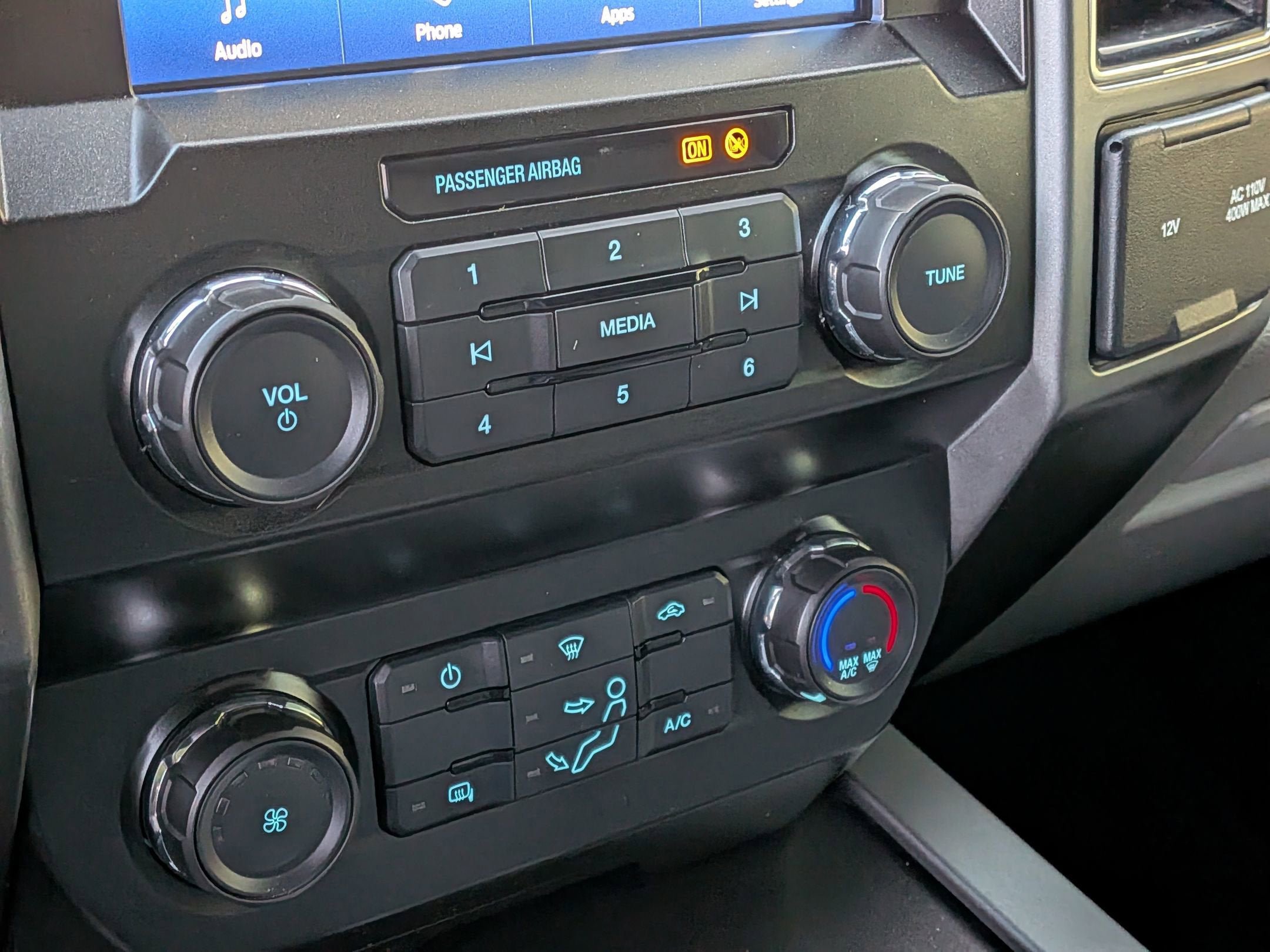 Used 2020 Ford F250 XLT w/ XLT Value Package AWD/4WD image 21