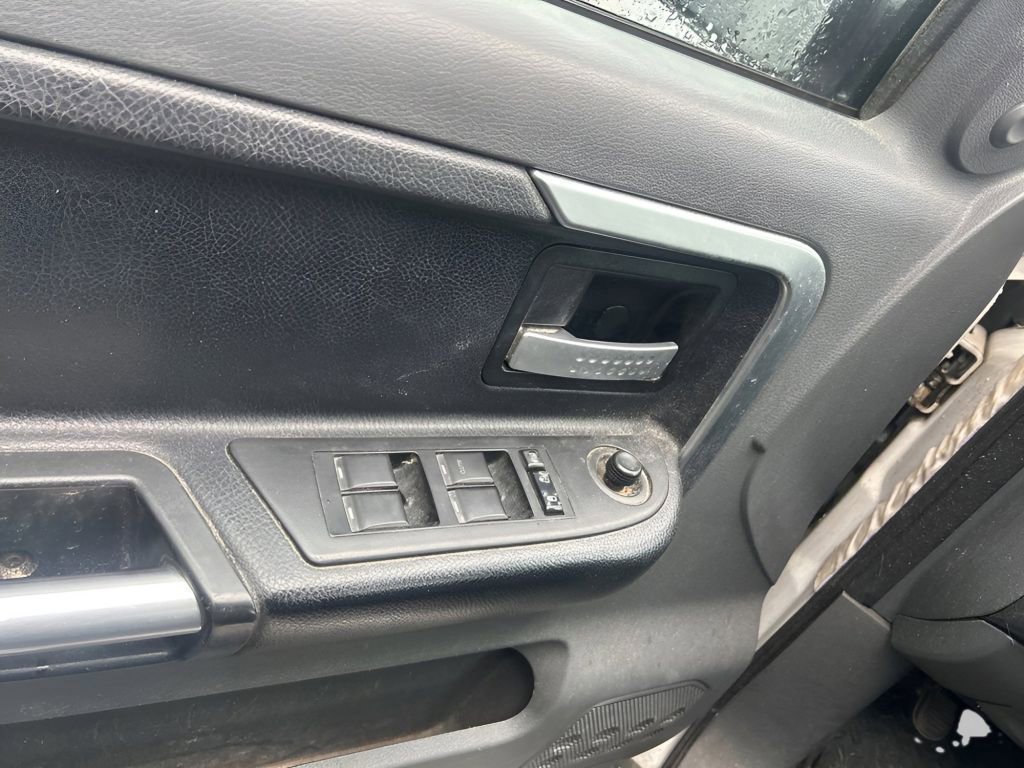 Used 2007 Mitsubishi Raider LS image 22