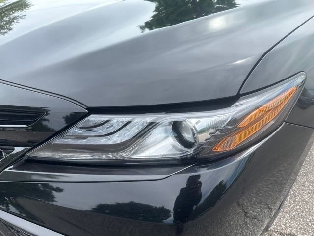 Used 2022 Toyota Camry XSE w/ Navigation Package FWD image 8
