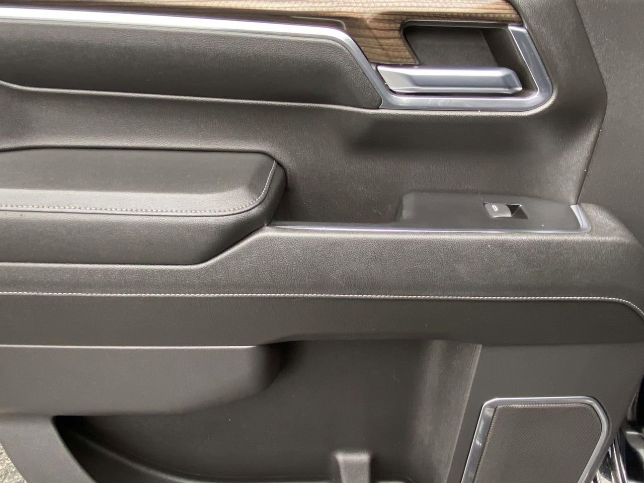 Used 2024 Chevrolet Silverado 1500 RST image 13