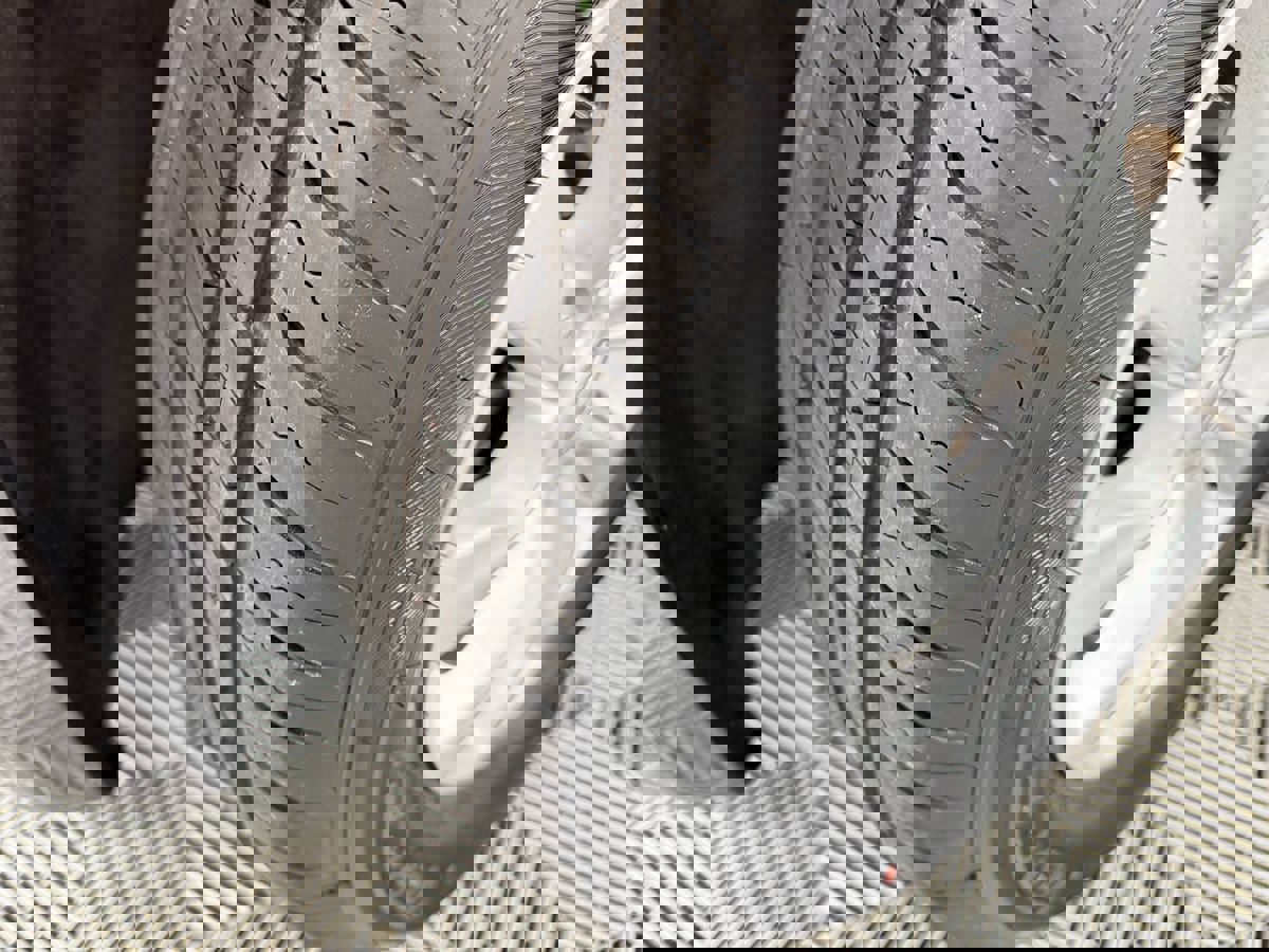 Used 2018 Chrysler Pacifica Touring-L image 29