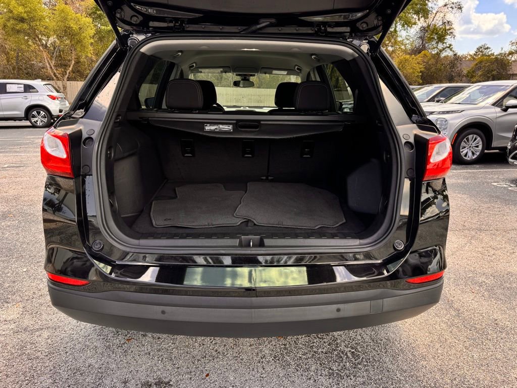 Used 2021 Chevrolet Equinox LS image 13