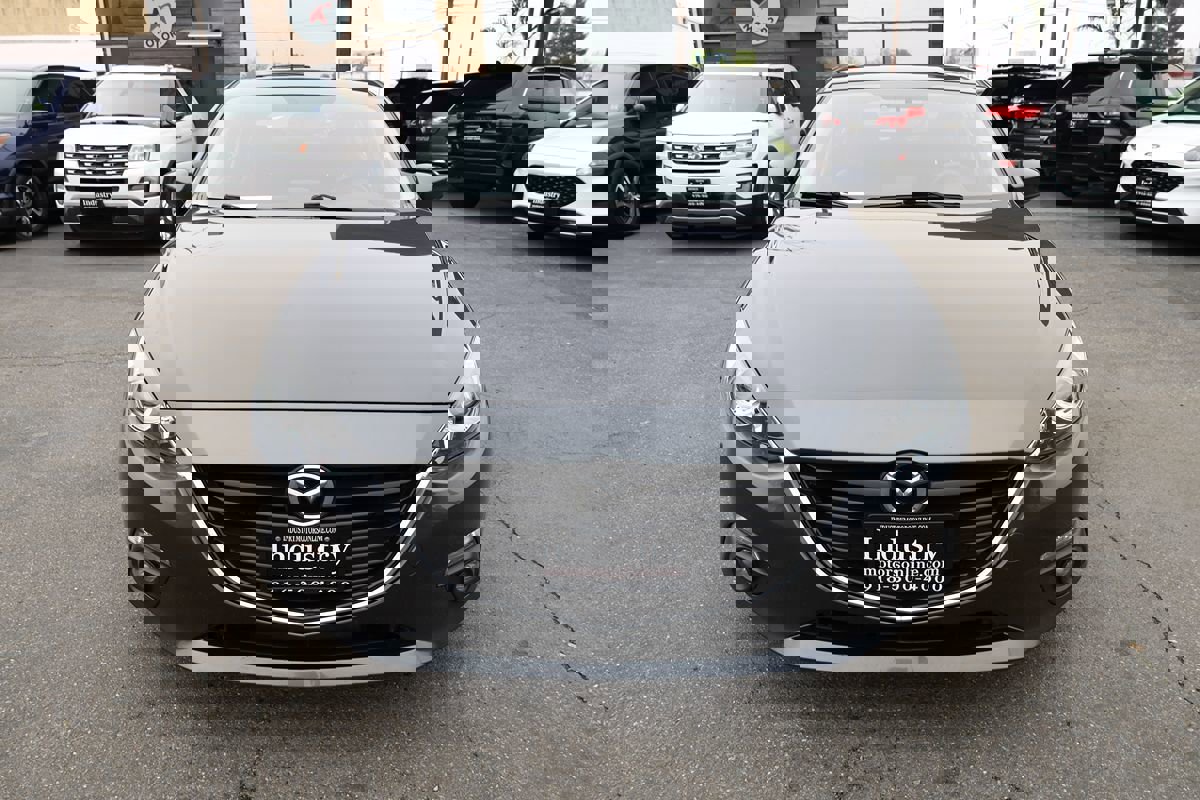 Used 2016 MAZDA MAZDA3 i Grand Touring image 3