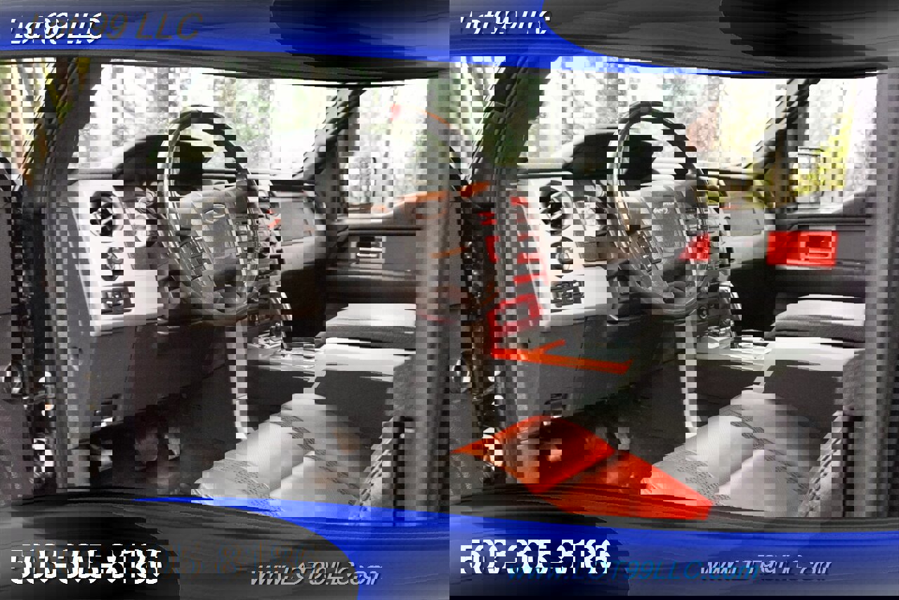 Used 2010 Ford F150 Raptor image 2