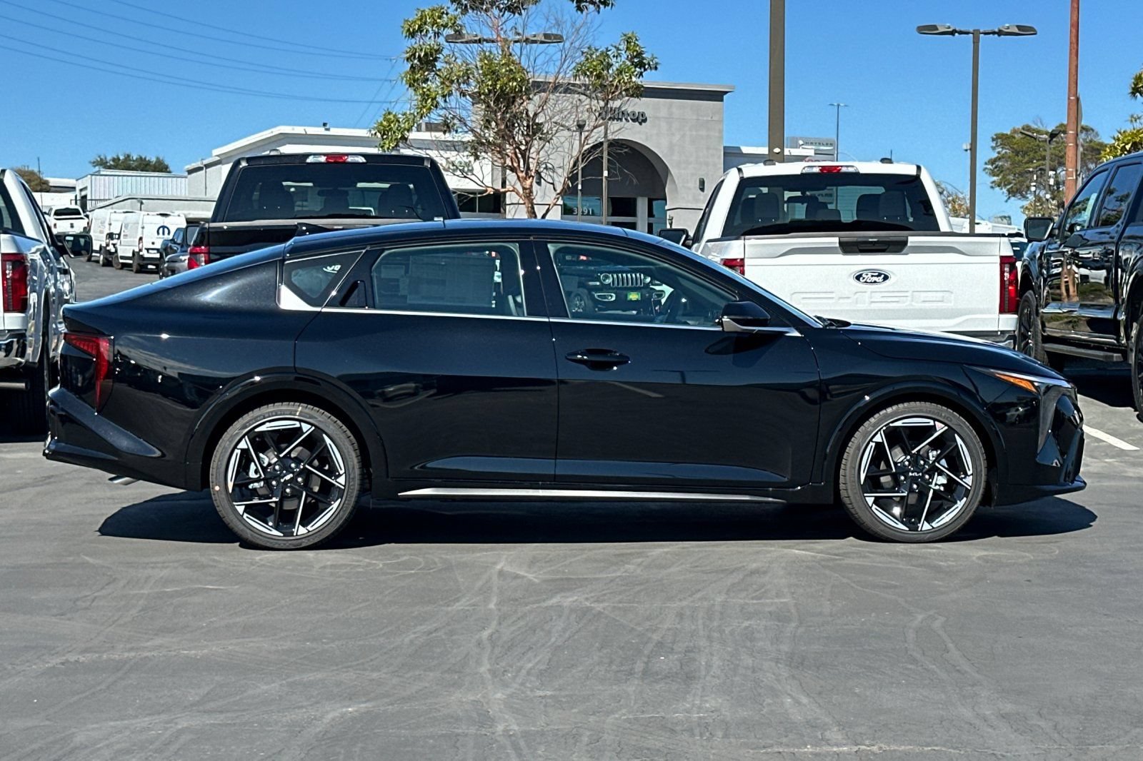 New 2026 Kia K4 GT-Line Turbo w/ GT-Line Sunroof Package FWD image 3