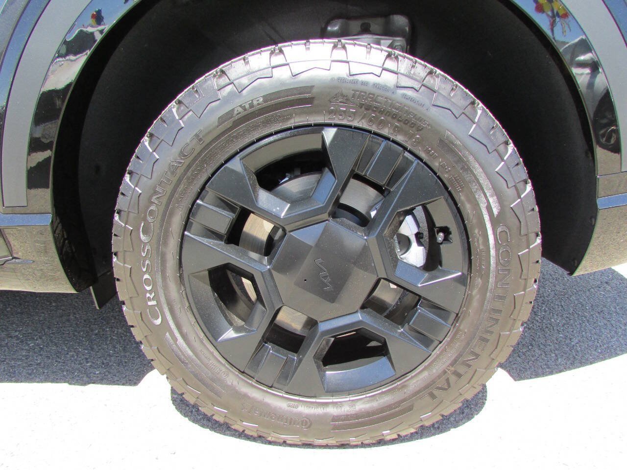 Used 2027 Kia Telluride SX Prestige X-Pro AWD/4WD image 11