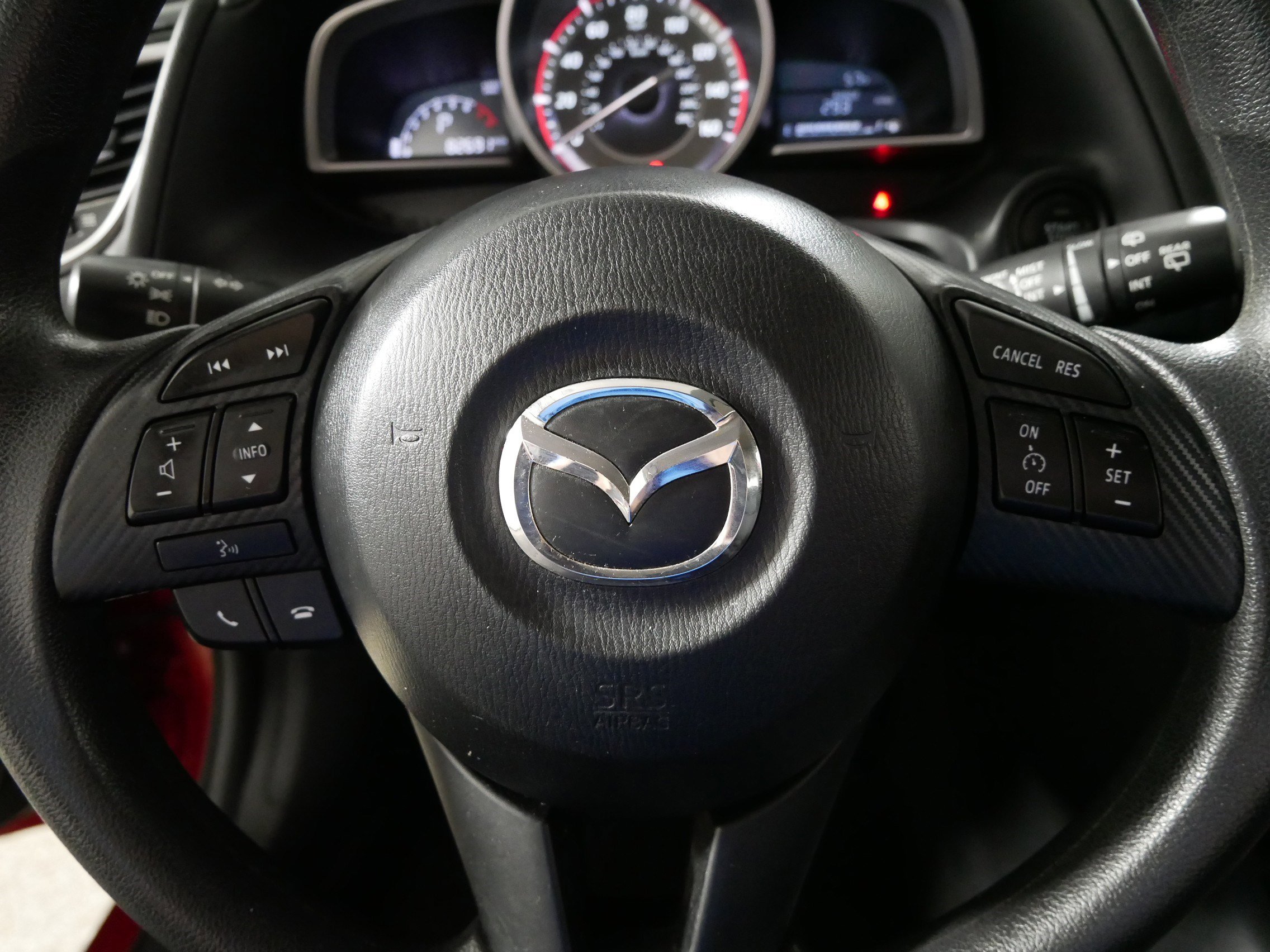 Used 2014 MAZDA MAZDA3 i Sport image 25