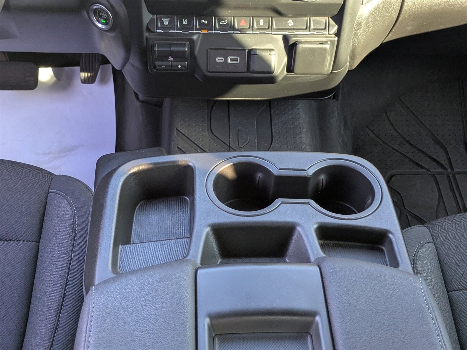 Used 2024 Chevrolet Silverado 2500 Custom w/ Custom Value Package image 19