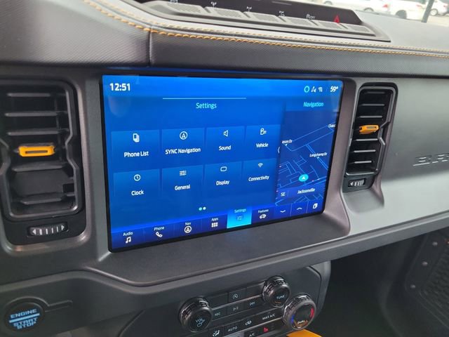 Used 2024 Ford Bronco Badlands image 19