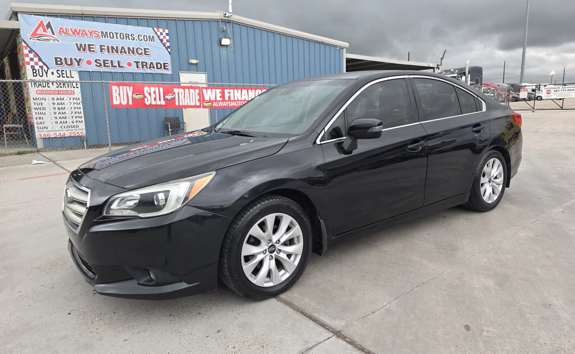 Used 2017 Subaru Legacy 2.5i Premium AWD/4WD image 2