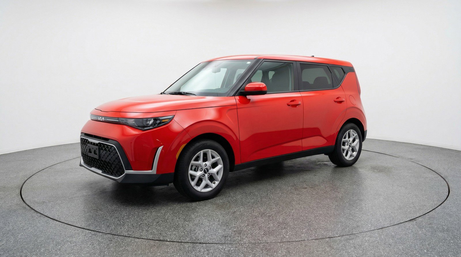 Used 2025 Kia Soul LX w/ LX Technology Package image 3