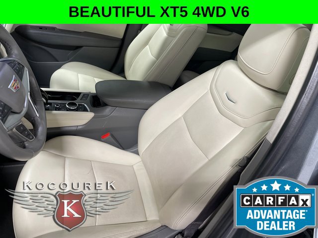 Used 2021 Cadillac XT5 Premium Luxury AWD/4WD image 12