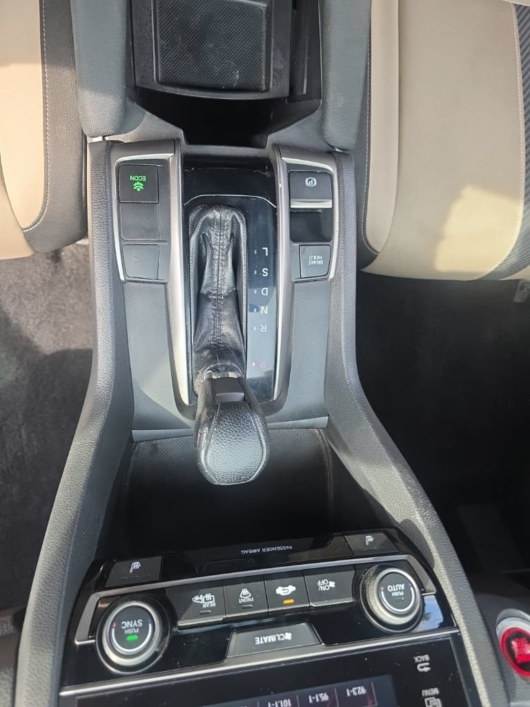 Used 2018 Honda Civic EX image 32