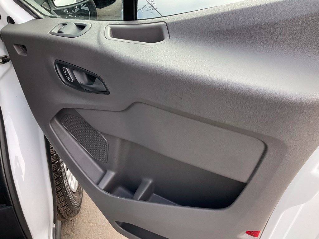 Used 2023 Ford E-Transit Medium Roof RWD image 52