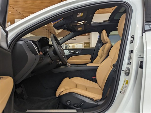 New 2026 Volvo V60 B5 Cross Country Ultra w/ Protection Package Premier image 6
