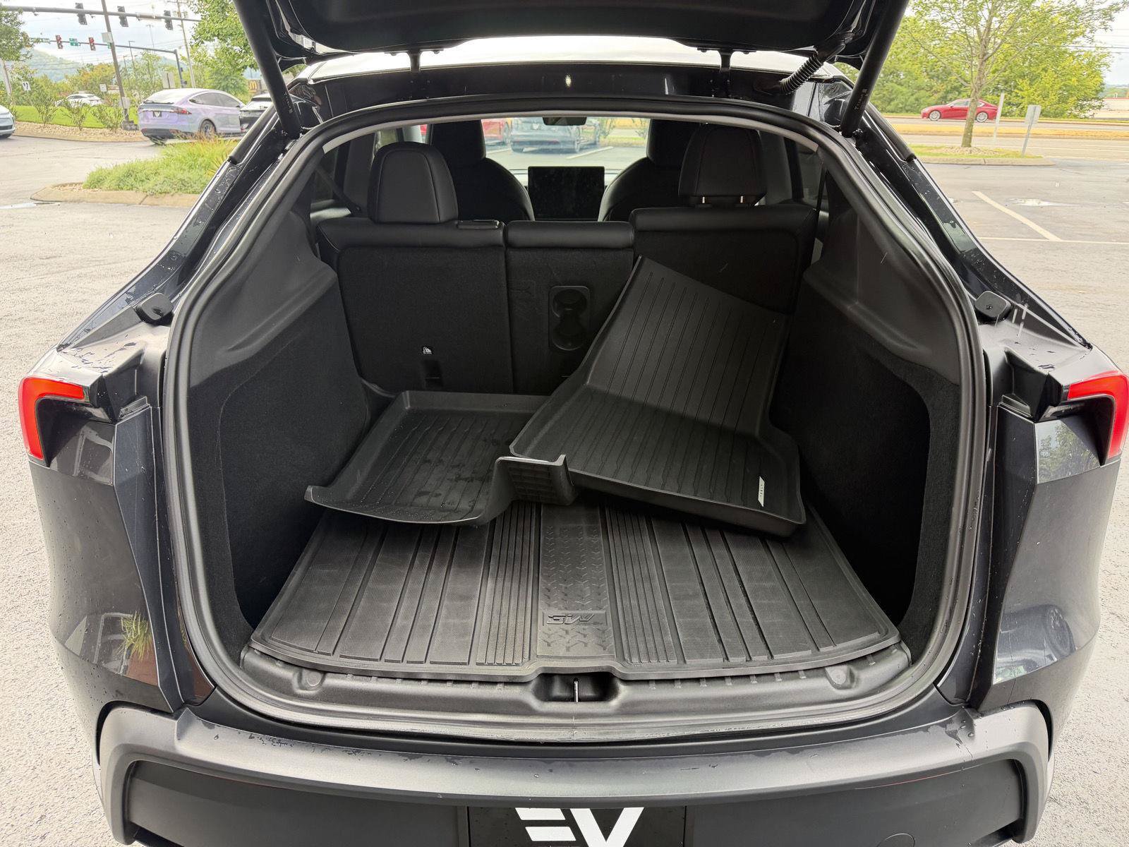 Used 2026 Tesla Model Y 2WD image 17