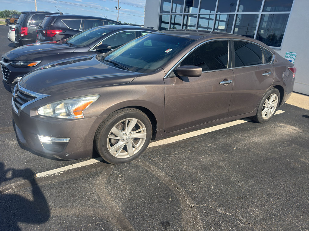 Used 2014 Nissan Altima 2.5 SV FWD video 1