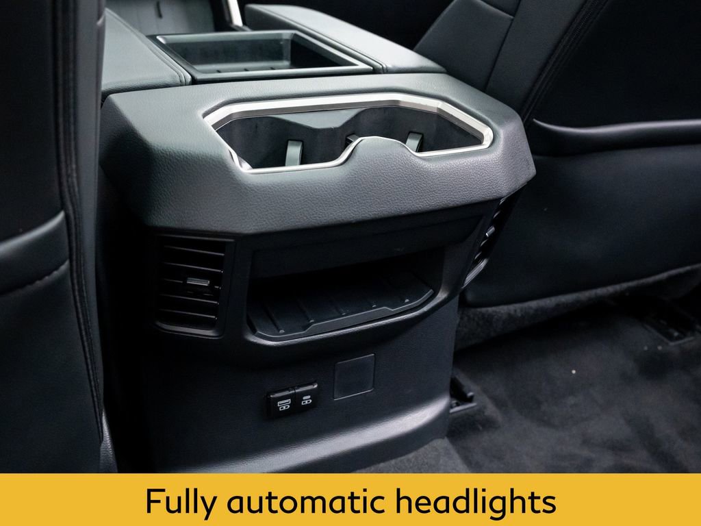 Used 2024 Toyota Tundra Limited AWD/4WD image 19