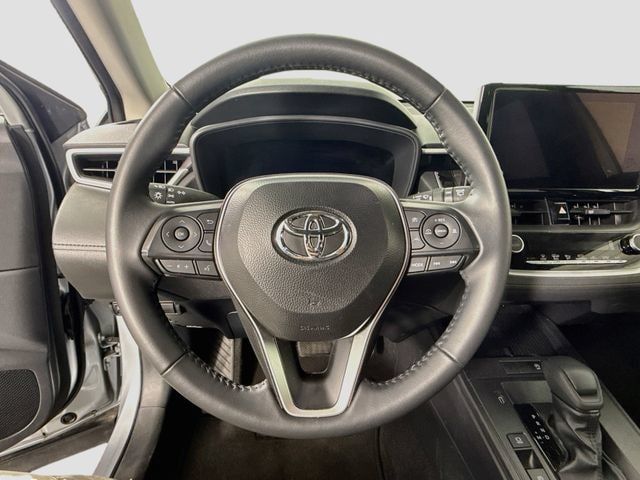 Certified 2026 Toyota Corolla Cross LE FWD image 13