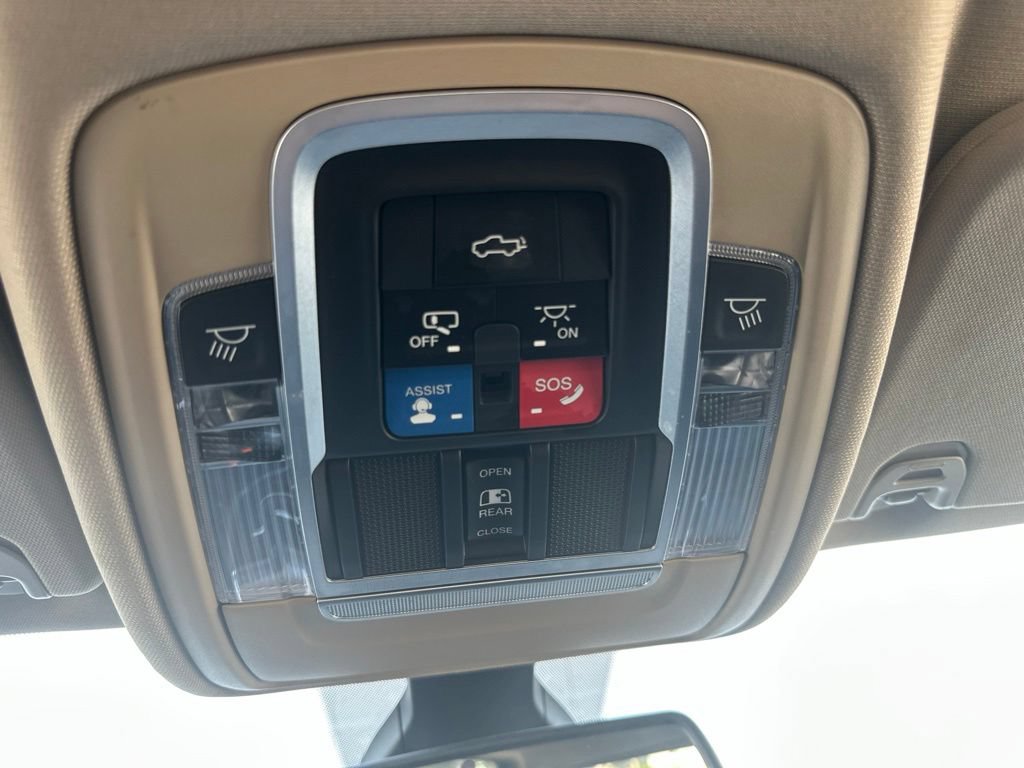 Used 2020 RAM 1500 Laramie AWD/4WD image 43
