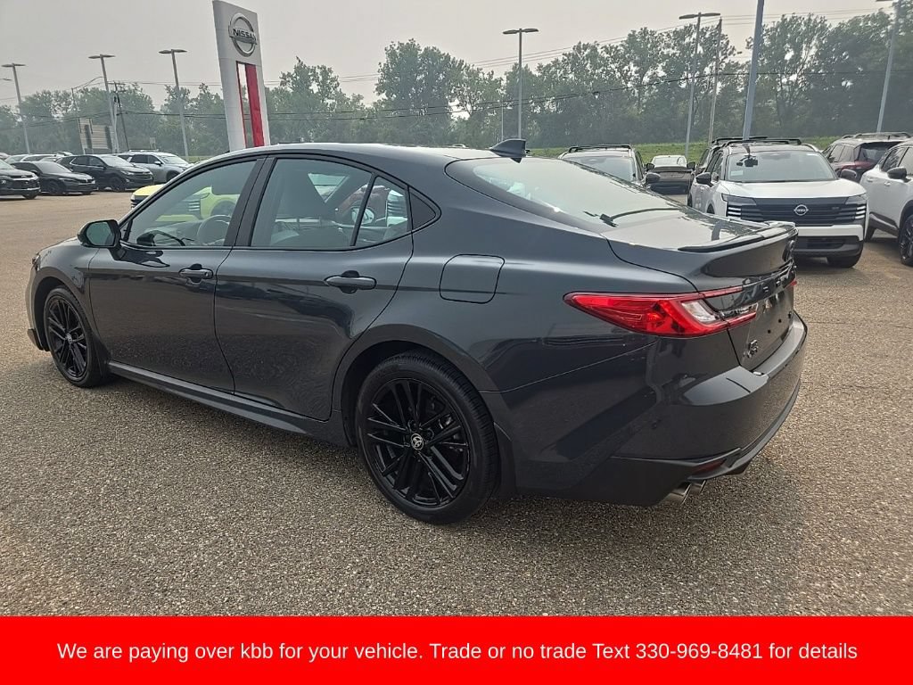 Used 2025 Toyota Camry SE AWD/4WD image 5