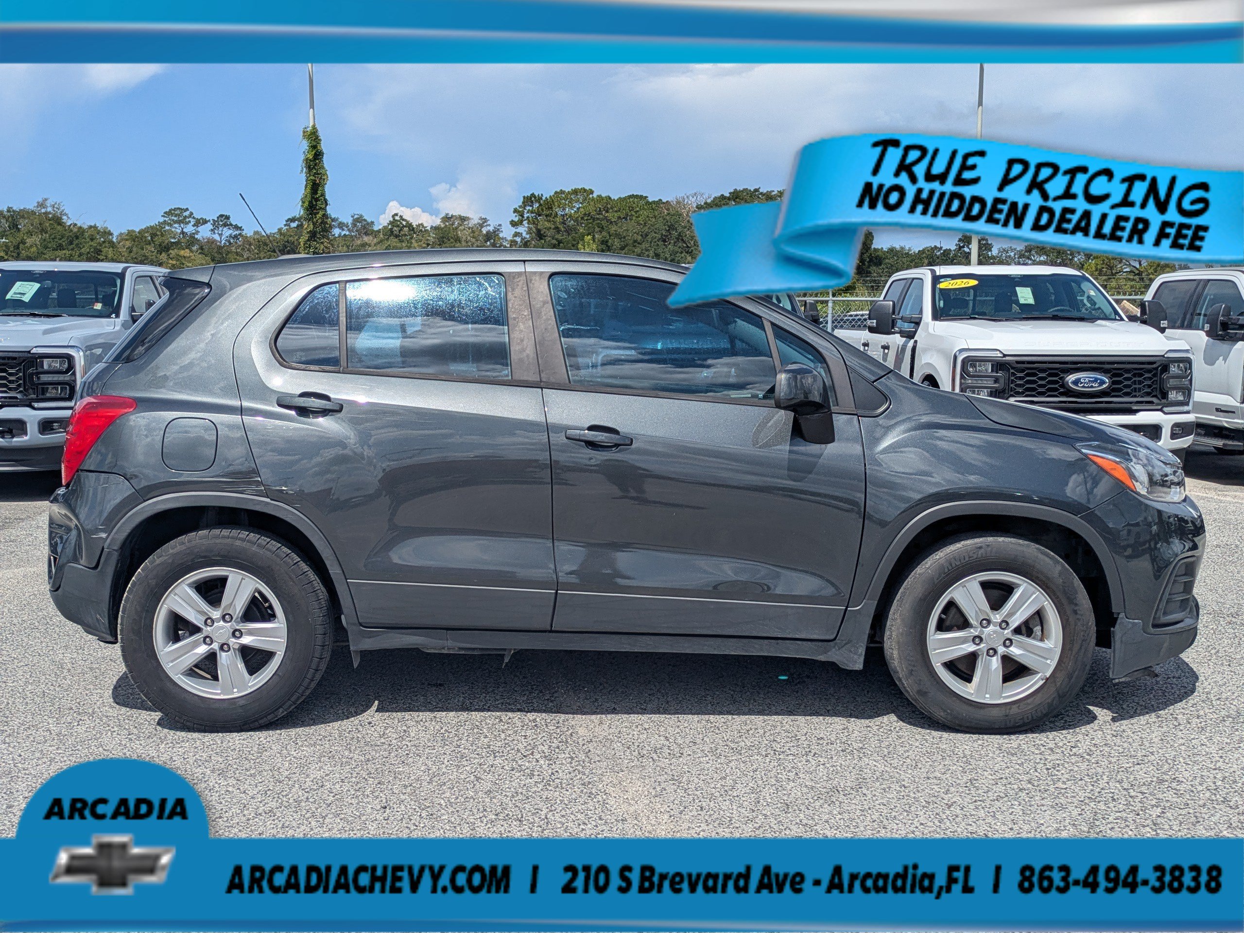 Used 2020 Chevrolet Trax LS FWD image 3