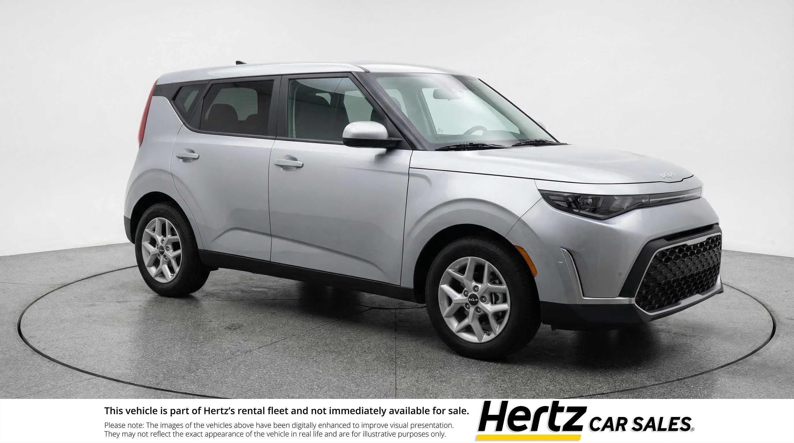 Used 2025 Kia Soul LX w/ LX Technology Package FWD image 1