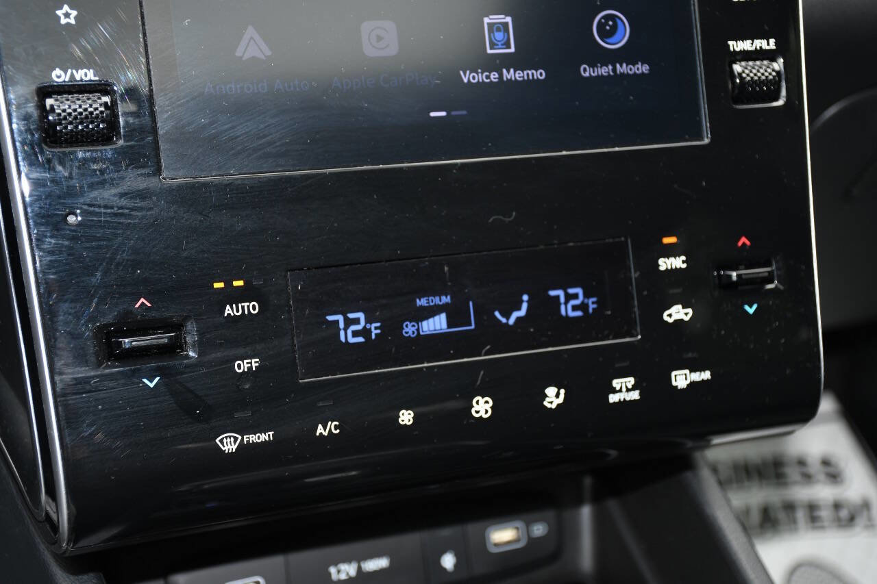 Used 2022 Hyundai Santa Cruz SEL Premium AWD/4WD image 38