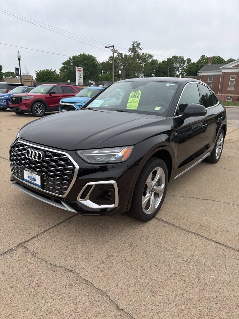 Used 2023 Audi Q5 2.0T Premium Plus w/ Premium Plus Package AWD/4WD image 4