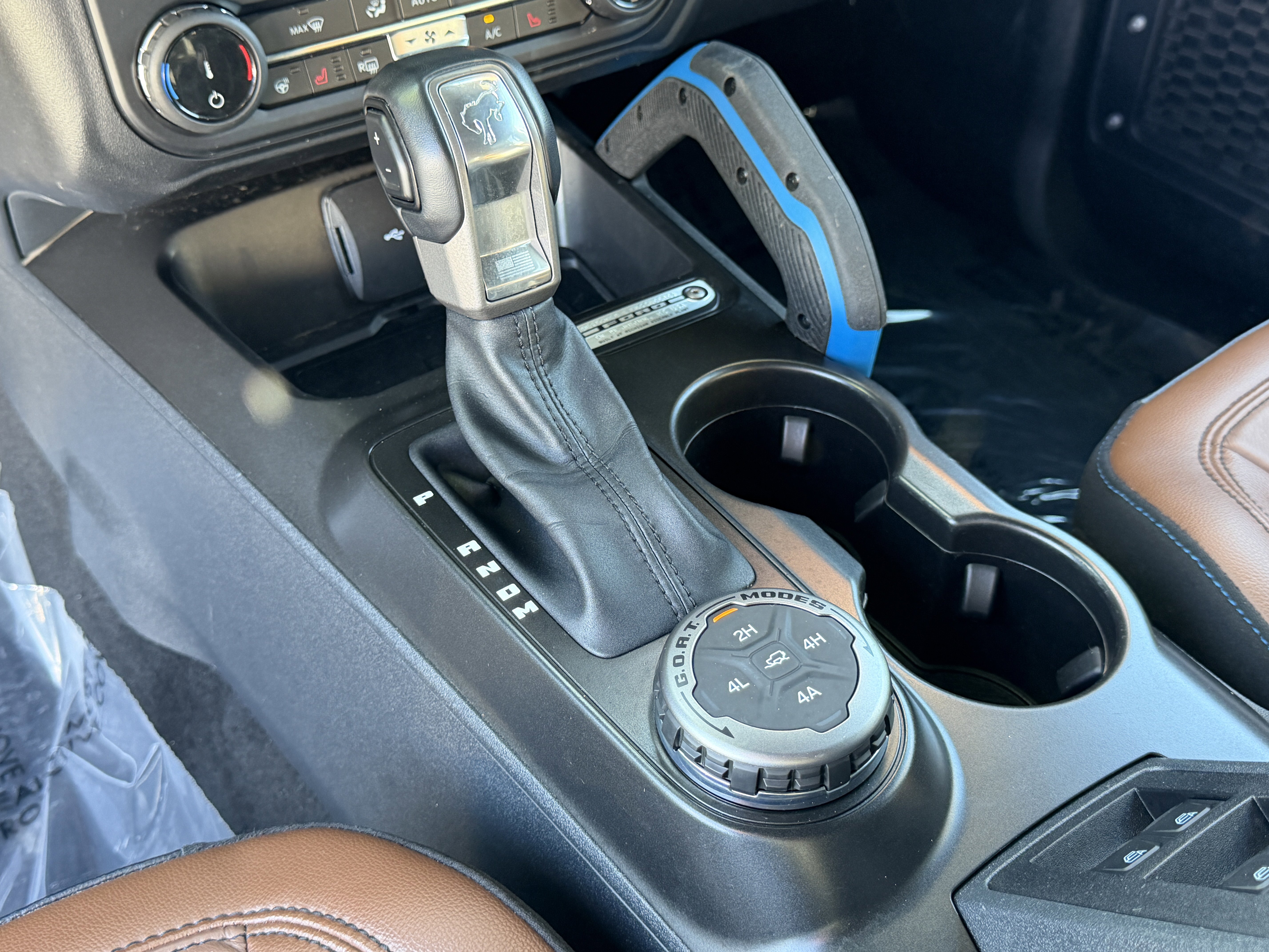 Certified 2022 Ford Bronco Outer Banks w/ Sasquatch Package image 18