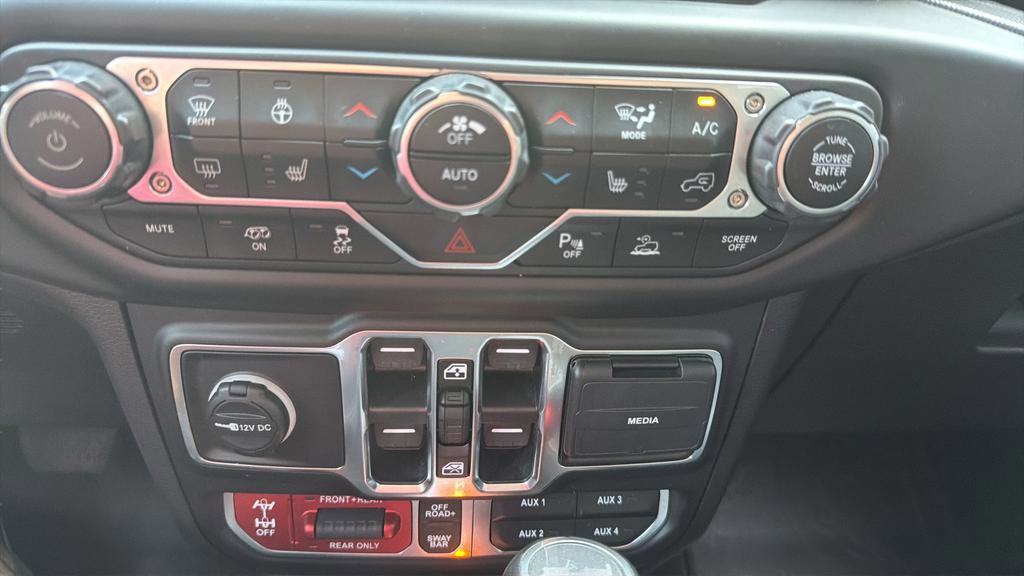 Used 2023 Jeep Wrangler Rubicon 392 w/ Xtreme Recon 35" Tire Package image 28