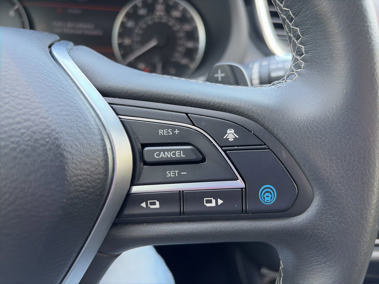 Used 2023 INFINITI QX50 Pure image 21