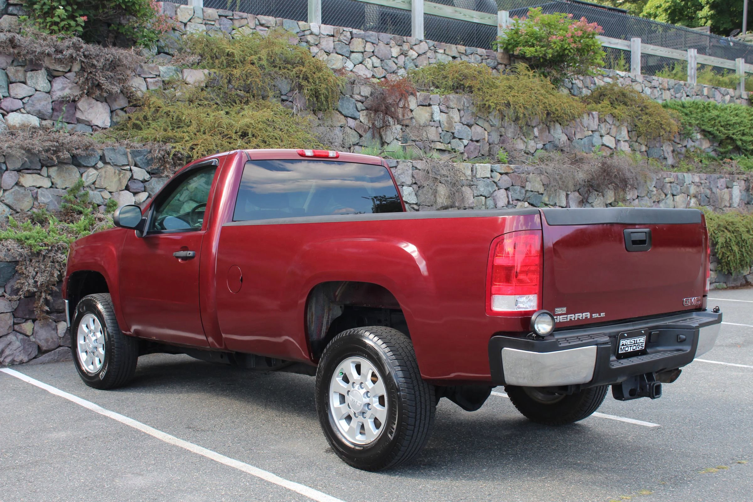 Used 2014 GMC Sierra 2500 SLE w/ SLE Preferred Package image 7