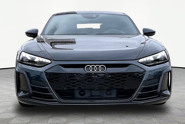 Used 2023 Audi e-tron GT Prestige w/ Prestige Package AWD/4WD image 3