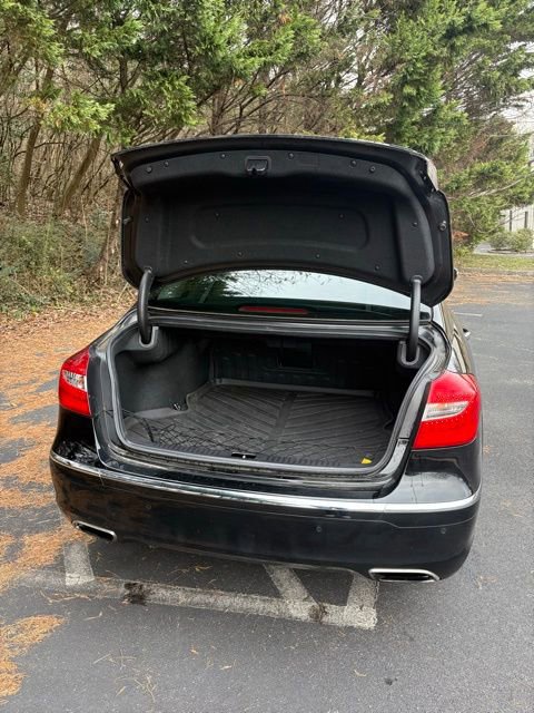 Used 2013 Hyundai Genesis 5.0 R-Spec image 12