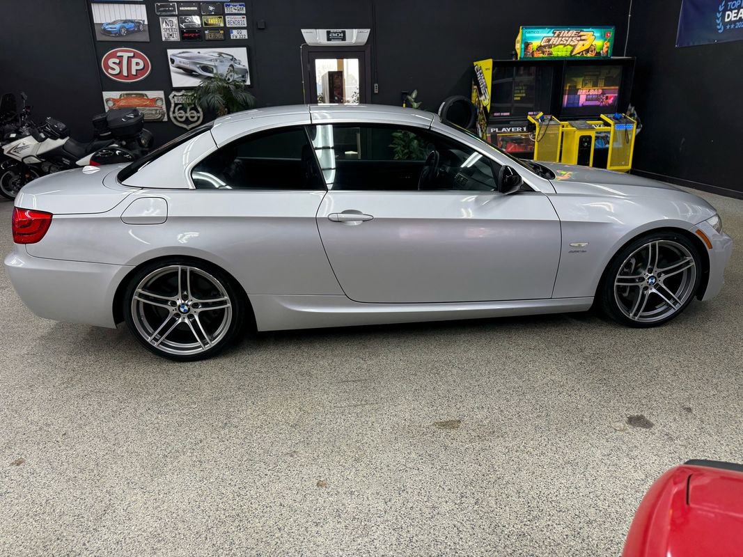 Used 2011 BMW 335is Convertible RWD image 6