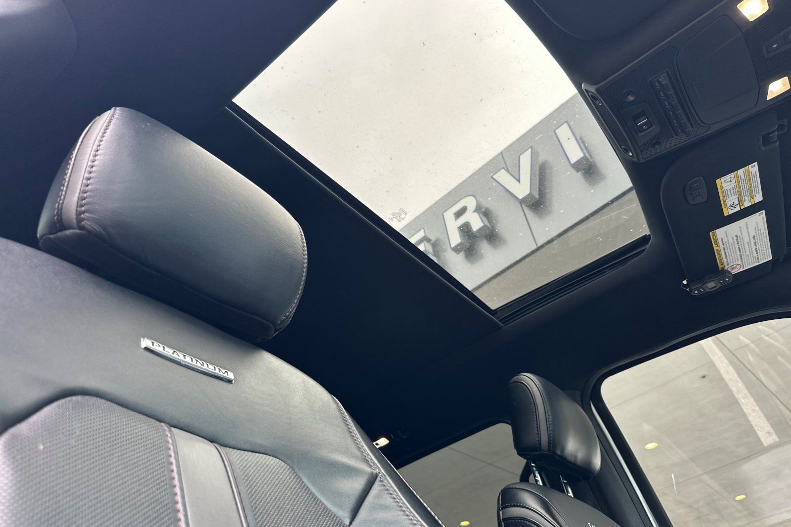 Used 2019 Ford F250 Platinum w/ Platinum Ultimate Package image 15