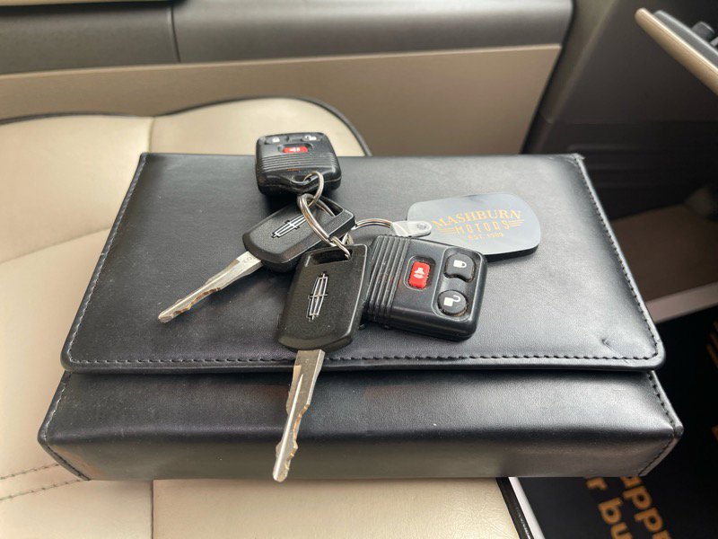 Used 2006 Lincoln Mark LT 4x4 image 51