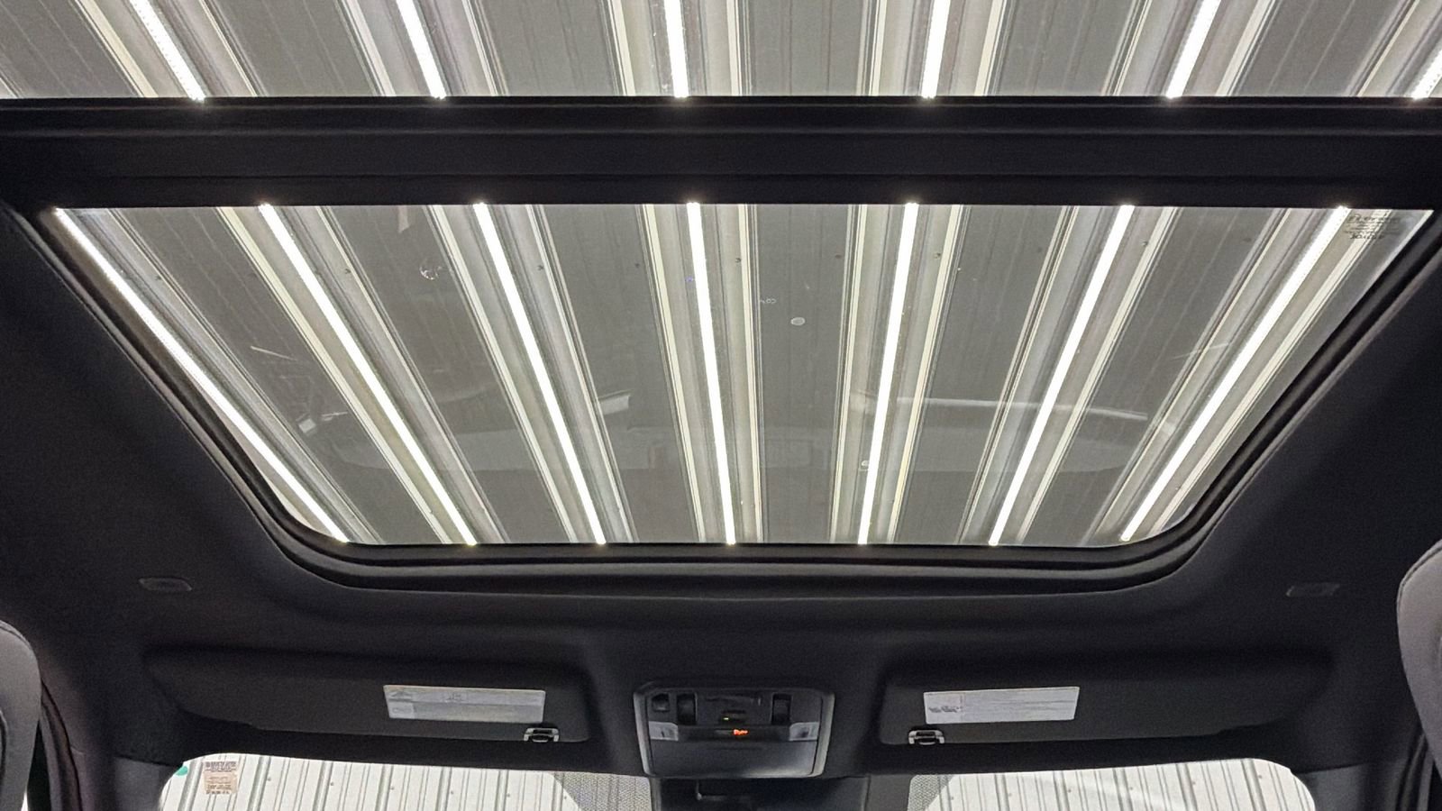 Used 2025 Toyota Tundra Limited image 32