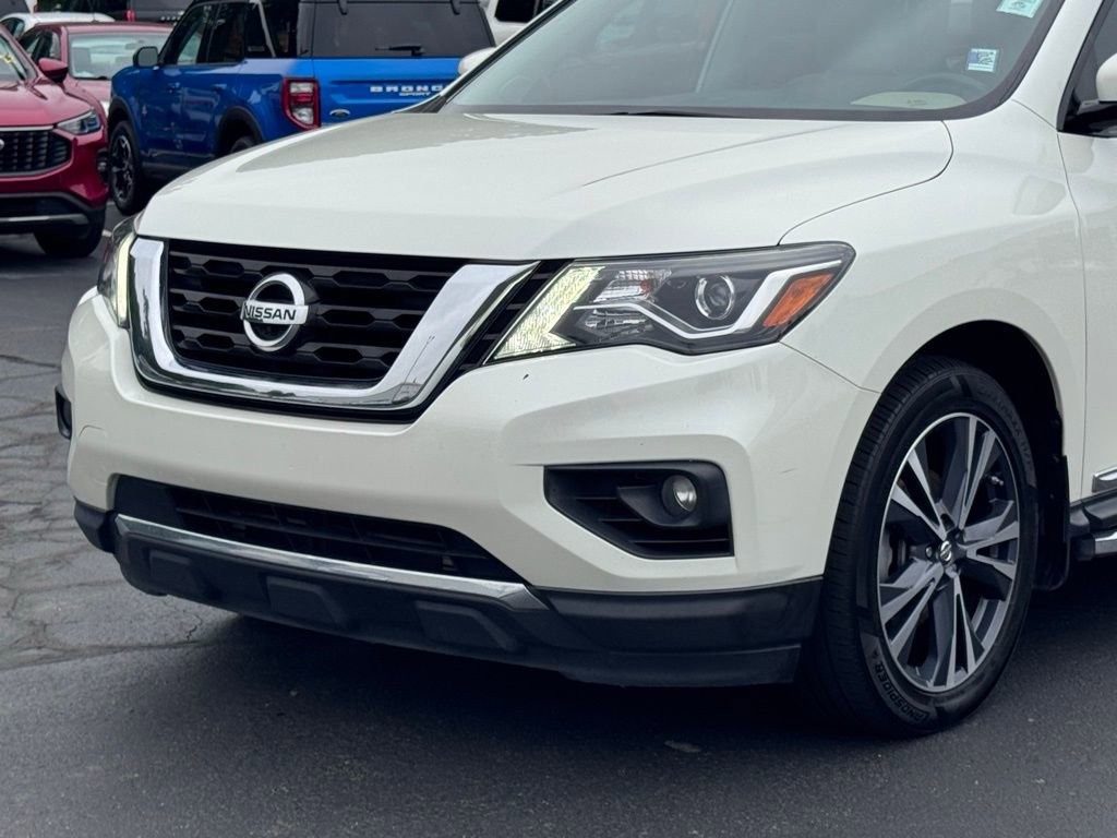 Used 2018 Nissan Pathfinder Platinum FWD image 43
