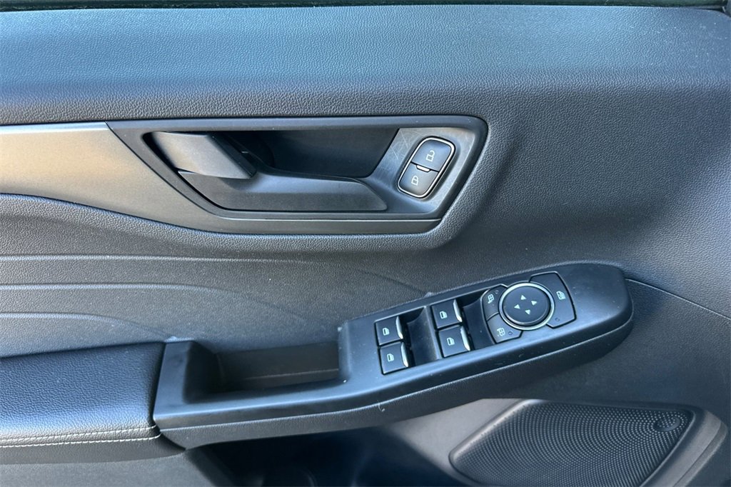 Used 2025 Ford Escape Active image 13