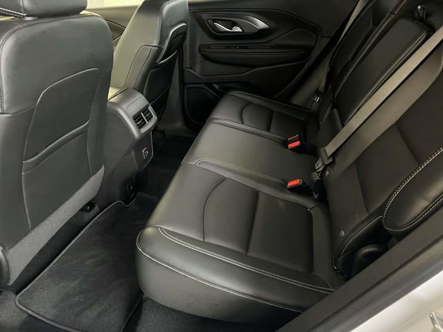 Used 2022 GMC Terrain SLT w/ Tech Package image 14