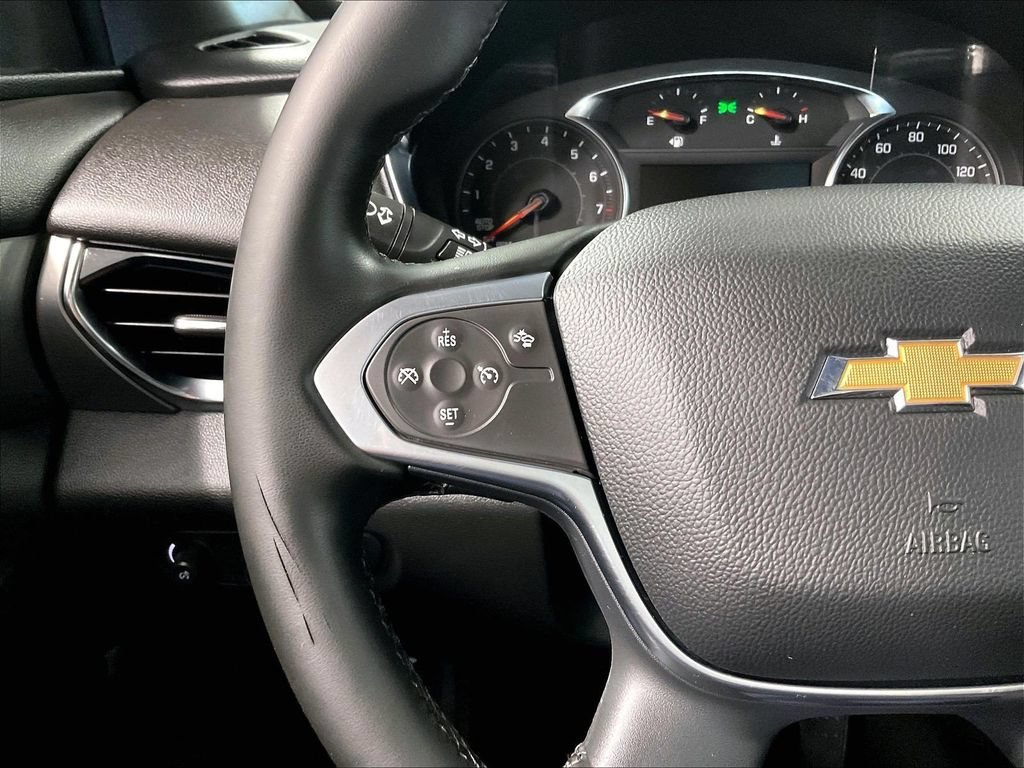 Used 2023 Chevrolet Traverse LT AWD/4WD image 23