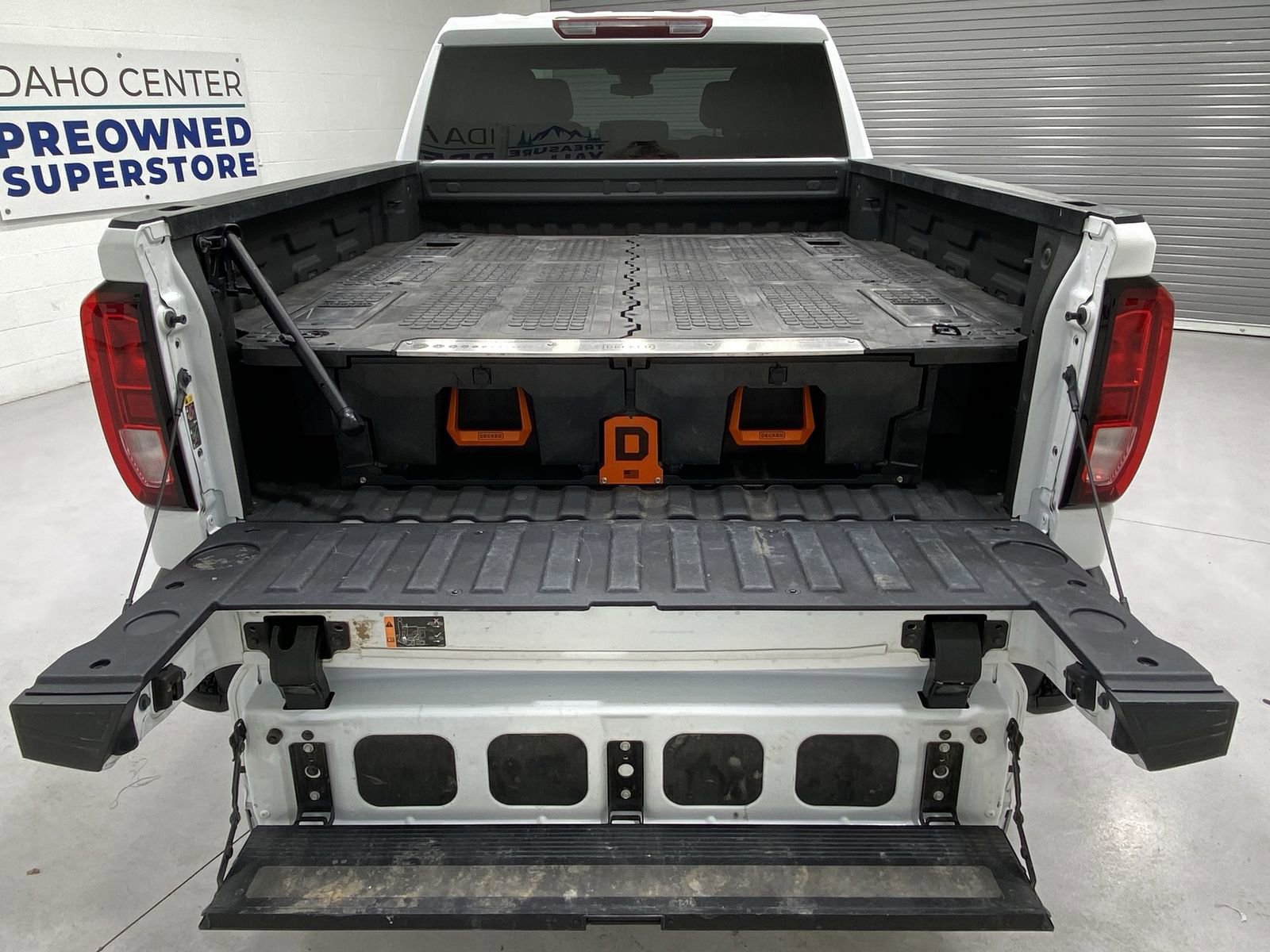 Used 2023 GMC Sierra 1500 Elevation w/ X31 Off-Road Package image 23