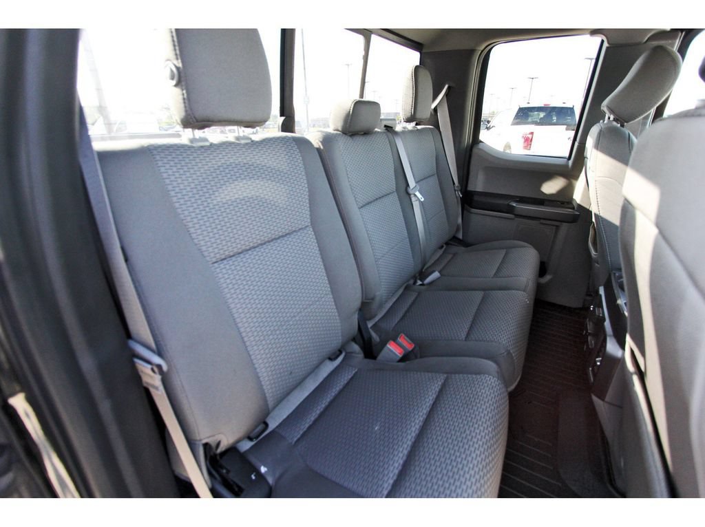 Used 2019 Ford F150 XLT w/ Equipment Group 302A Luxury AWD/4WD image 11