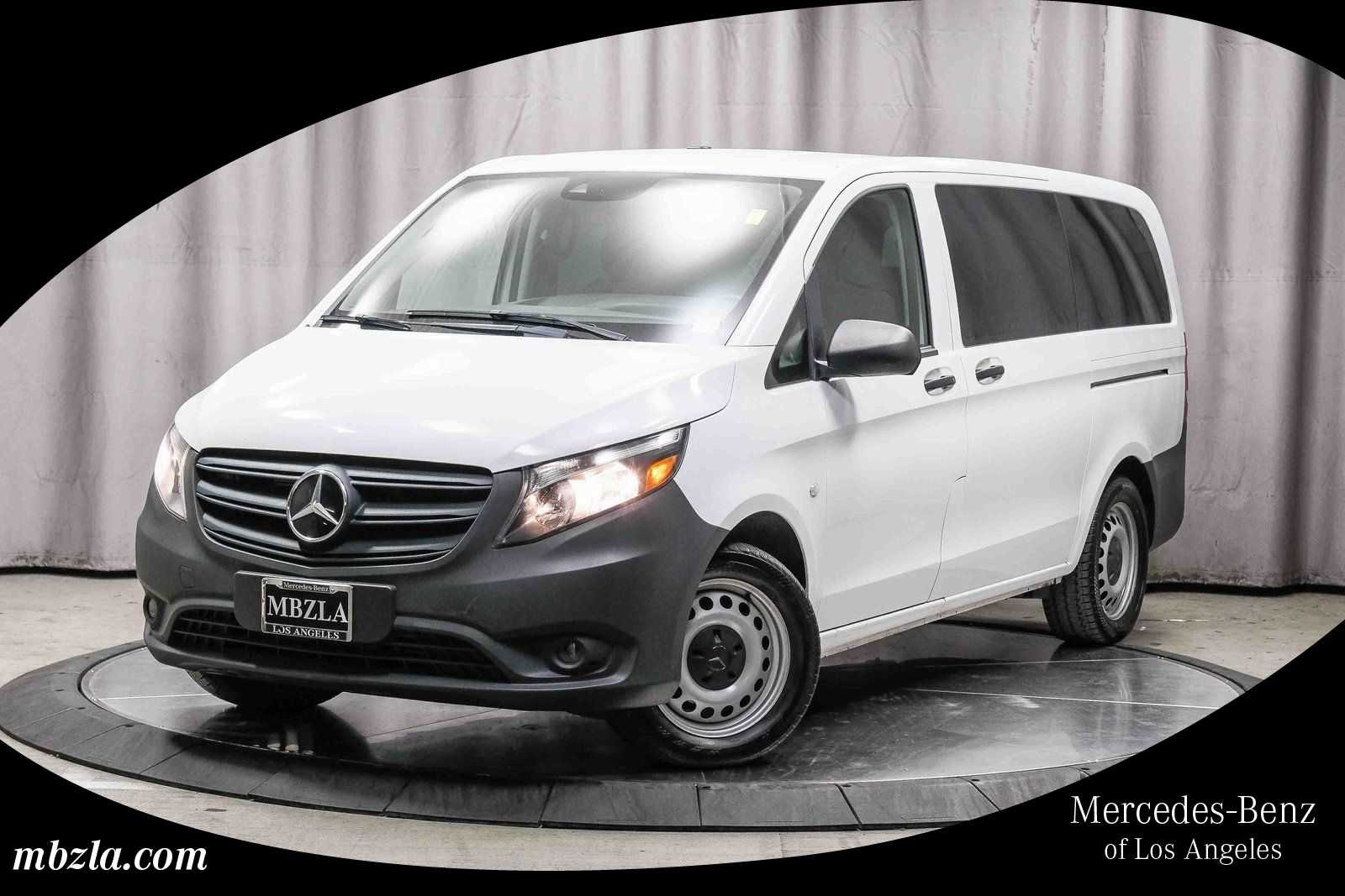 Used 2023 Mercedes-Benz Metris Passenger image 1