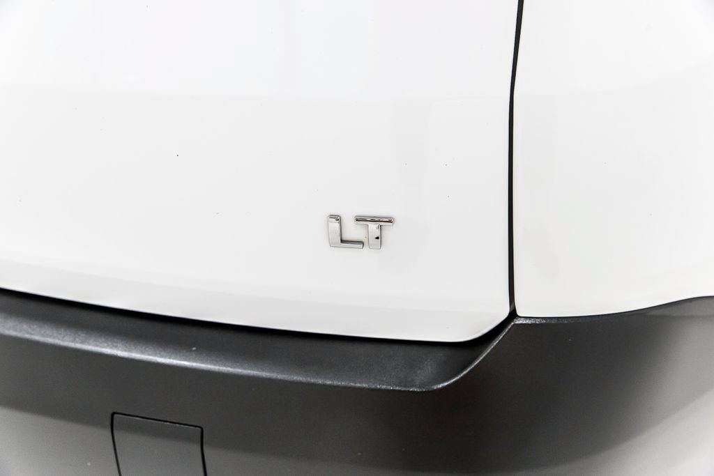 Used 2023 Chevrolet Traverse LT w/ LPO, Floor Liner Package AWD/4WD image 7