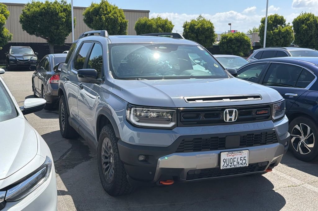 Certified 2026 Honda Passport TrailSport image 2