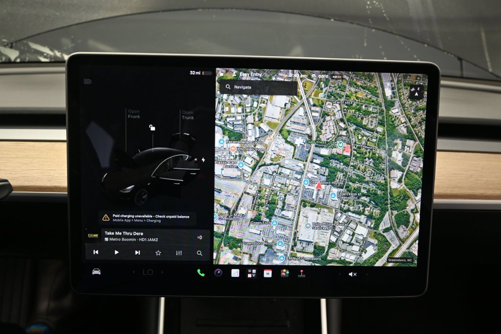 Used 2019 Tesla Model 3 Long Range AWD/4WD image 14